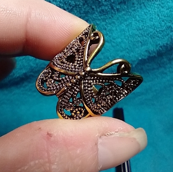 Goldtone bronze tone butterfly ring large intricate - Picture 3 of 6